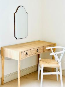 Beachfront Edwardian Villa with Stunning Sea Views