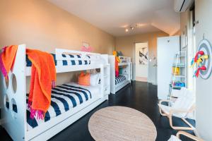 Tahiti Haven Ocean Front Modern Family Escape