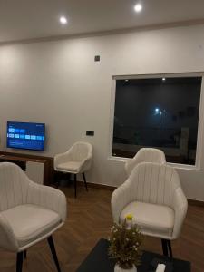 Studio Apartment-1Rk Private flat by FRNDS living