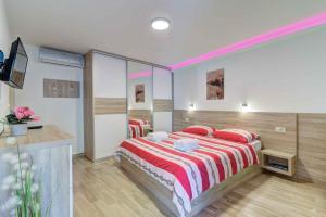 Holiday home in Novi Vinodolski 30426