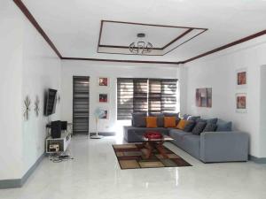 House, Swimming pool, Sports courts