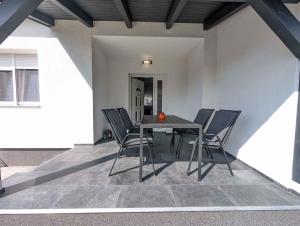 Holiday home in Balatonmariafürdo 54826