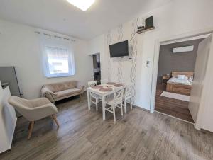 Holiday home in Balatonmariafürdo 54826