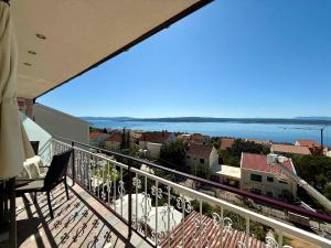 Apartments in Dramalj 54893