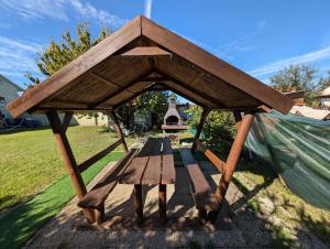 Apartment in Balatonszarszo 54840