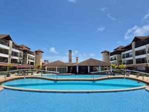 Cobertura Duplex - Luxo com Jacuzzi e 3 Suítes