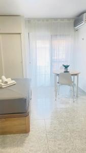 Blue Sea Studio Costa del Sol 24-hour Reception Pool