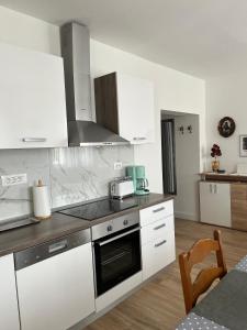 Apartments with parking space Mirca, Brac - 729