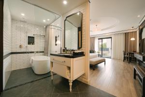 Soc Village Wellness & Retreat