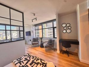 Stylish City Apartment