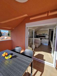 Apartments in Sv. Filip i Jakov 53582