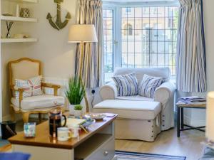 4 Bed in Bembridge IC070