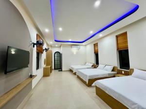 Villa sát biển, 6pn, 9 giường, 7 toilet, hồ bơi riêng, bãi biển, sân vườn