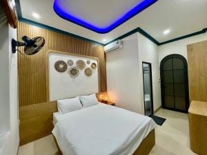 Villa sát biển, 6pn, 9 giường, 7 toilet, hồ bơi riêng, bãi biển, sân vườn