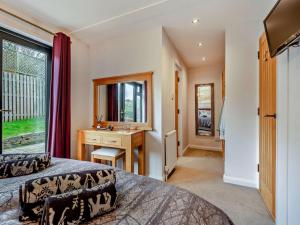 3 Bed in Swanage 94067