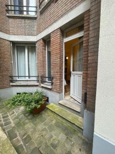 Beautiful 2-room apartment in Pariss Batignolles district