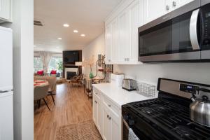 Blacklake Resort Vacation Rental Nestled on the 9t