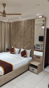 Munnar Peak Paradise