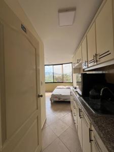 Cozy Suite and Jacuzzi with ocean views in Atacames