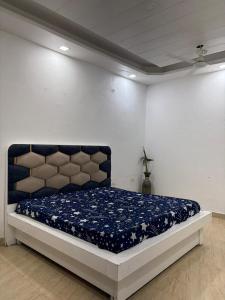 The Arambh Villa, Spacious 4BHK Retreat in Noida