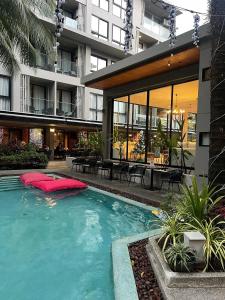 Diamond Condo apart near Bangtao beach