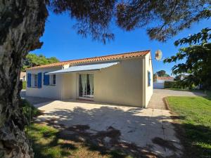 Maison moderne près de la mer, 6 pers, terrasse, à St Jean de Monts - FR-1-777-17