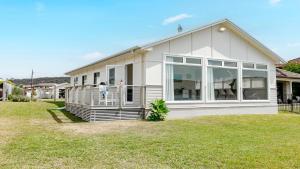 Waterfront, Renovated, Walk To Ettalong