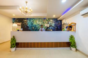 Hotel Apple Tree - Near Delhi Airport