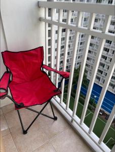 1 bedroom near MOA NAIA with parking slot included pls send valid ids of guests after booking