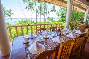 Pura Vida Cabilao Resort