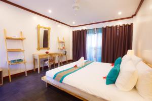 Pura Vida Cabilao Resort