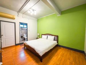 Thepmongkol House