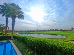 Luxury 6-Bedroom Villa with Private Pool in Ein Bay, Sokhna