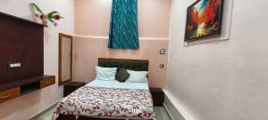 Rudraksh Kashi inn guest house