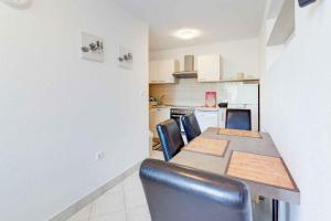 Apartment in Novi Vinodolski 53747