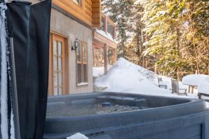 Fiddler Lake Resort - Deer 90