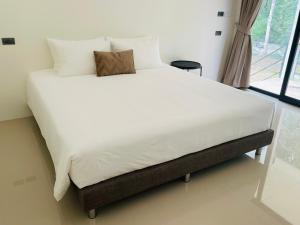 Khaosok River Hills Resort