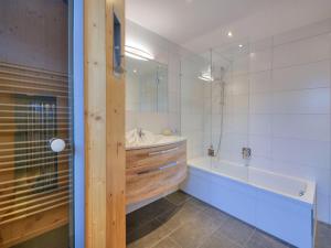 Wildschönau Alpine Ski Brunner Apartment, cleaning included