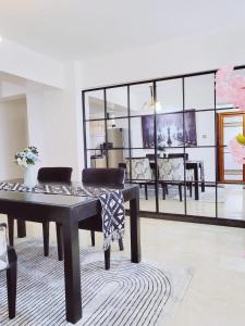 Neat 2-BedRoom Marcus Garden Kilimani