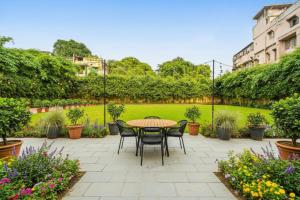 The Avenue Hotel & Banquet Near Bhopal Junction