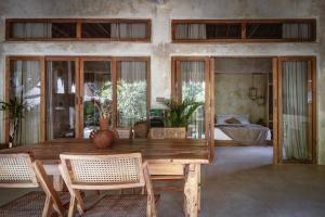 Tropical Villa with exotic pool, Uluwatu Bingin