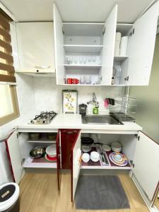 Like a local resident near a major tourist attraction in Gyeongju, can store luggage