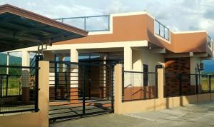 The Simple Farm House with a Roofdeck - Entire house, Santa Rosa, San Juan, LU