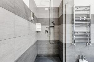 BDC - The Bridge 5BDR & 4Bath!