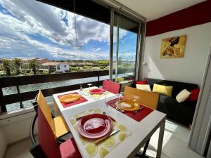 Appartement Studio cabine 4 couchages ST CYPRIEN PLAGE SC270-062