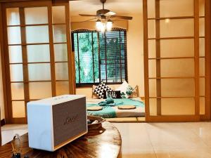 Yellow hourse Luxury Pool Villa