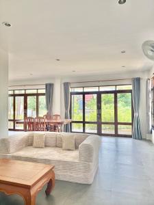 Baan Suan Poolsap - Haad Rin Beach