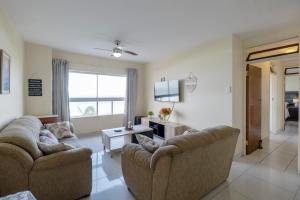 Amanzi402 Oceanview Retreat