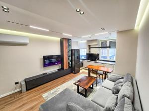 Urban21 Luxury 2 Bedroom Apartment