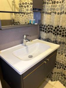 Al-Manar Apartment, two bedrooms and a living room